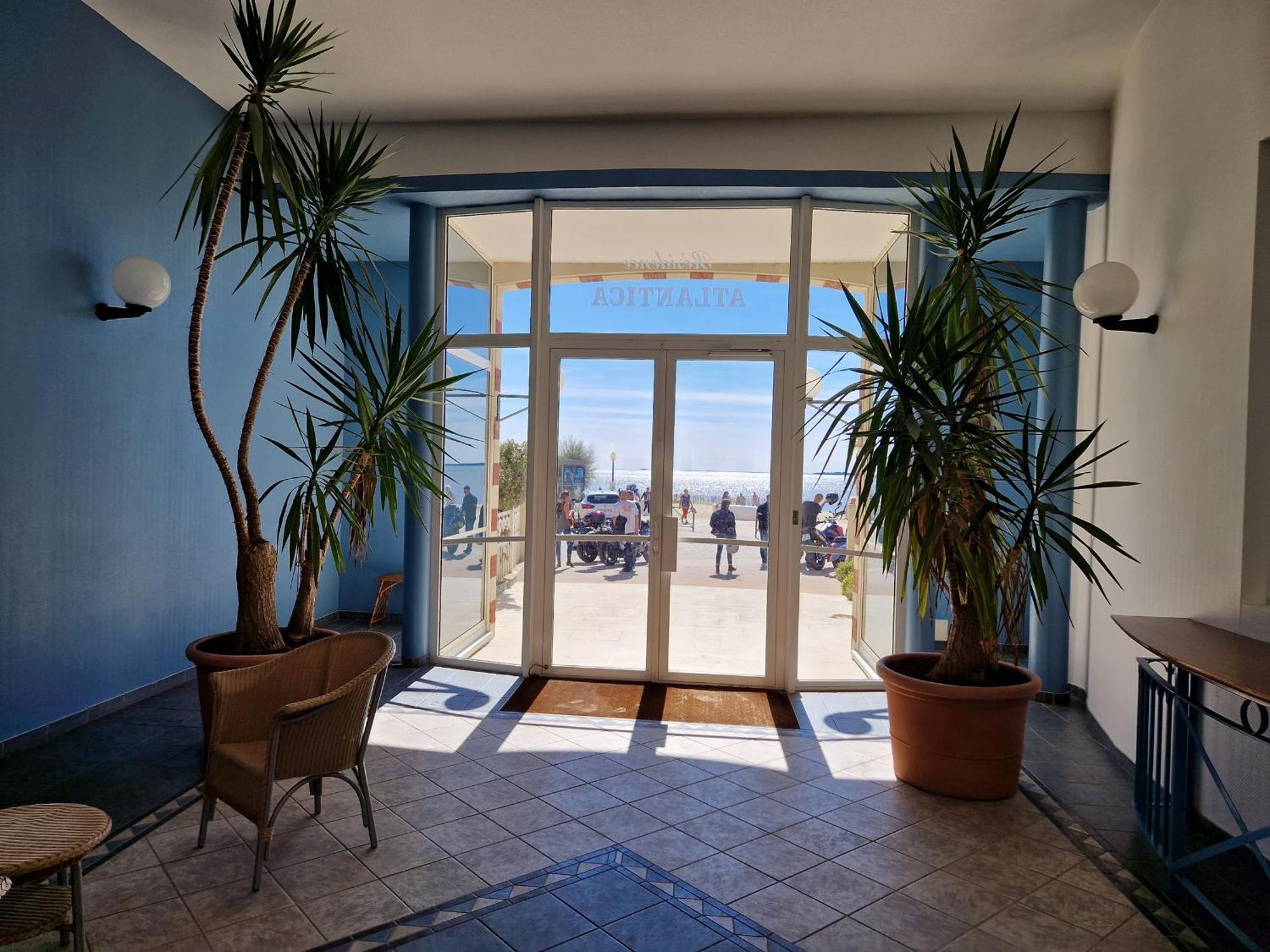 Appartement Pres De La Plage - 4 Pers, Piscine Ouverte, Parking, Animaux Acceptes - Fr-1-706-12 Chatelaillon-Plage Ngoại thất bức ảnh